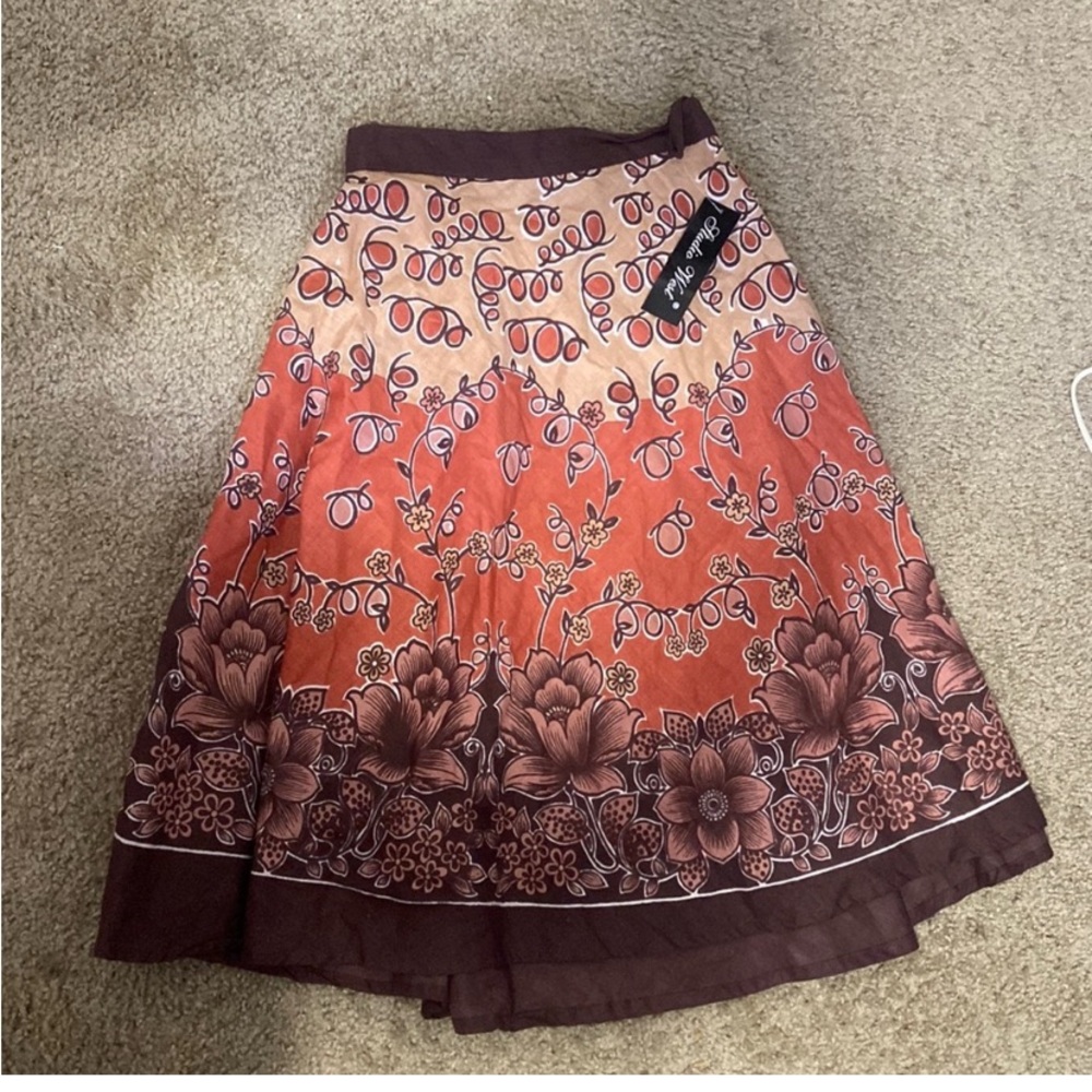 New skirt studio west